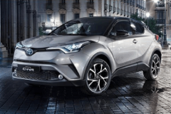 丰田高颜值小型SUV，外观胜过哈弗H6，均油耗仅3.7L