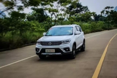 10万级别的SUV 搭载1.5T+CVT 还有7座可选