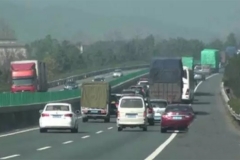 支你国庆开车10个注意事项 再远再复杂的路也能安全畅达！
