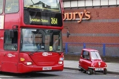 世界上最小的车 Smart跟它比就是个巨无霸