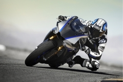登峰造极：2018款YAMAHA YZF-R1/R1M再进化