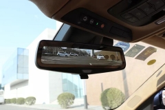 NB！这车的后视镜可秒杀马路上99.99%的车！