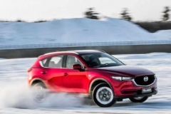 从容不迫的冰上舞蹈 冰雪试驾第二代Mazda CX-5