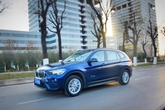 宝马X1入门豪华SUV 王者的登顶之路
