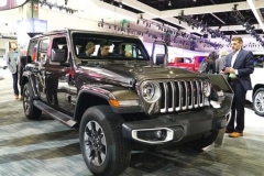 全新牧马人亮相 2.0T+8AT 或40万很霸气