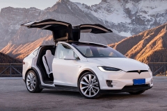 体验末日之车 特斯拉Model X一周试驾测评