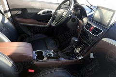 金杯S70自动七座版内饰谍照 质感获提升