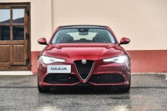 这台30多万的意大利进口运动轿车能否干掉宝马3系？