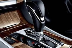 自动挡车主请注意：这2种情况下最好别用D挡！