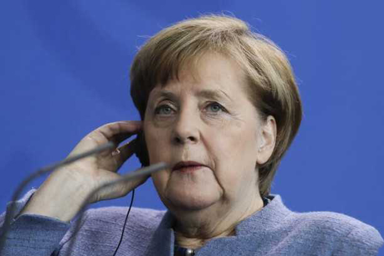 德国总理默克尔：吉利入股戴姆勒未发现违规行为