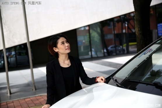 创新BMW2系女车主访