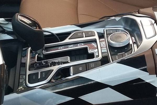 新款吉利博瑞年内上市 3.5L车型将取消