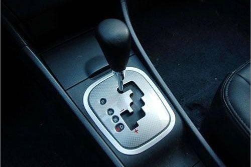 五花八门的变速箱到底有什么区别，买车必看！