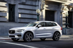 沃尔沃走量神器29万起，空间动力不输Q5、X3，国人自己的豪华SUV