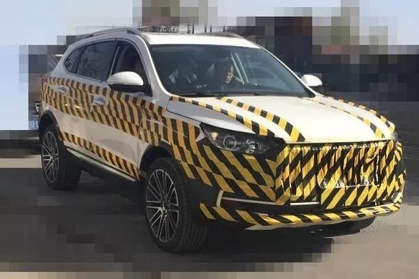 这款国产SUV 拥有奔驰最新的豪华内饰，价格才10万元起！