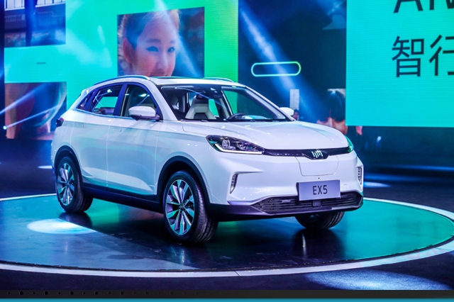 搭载车窗交互、续航600公里，威马首款车型EX5你会买单吗？