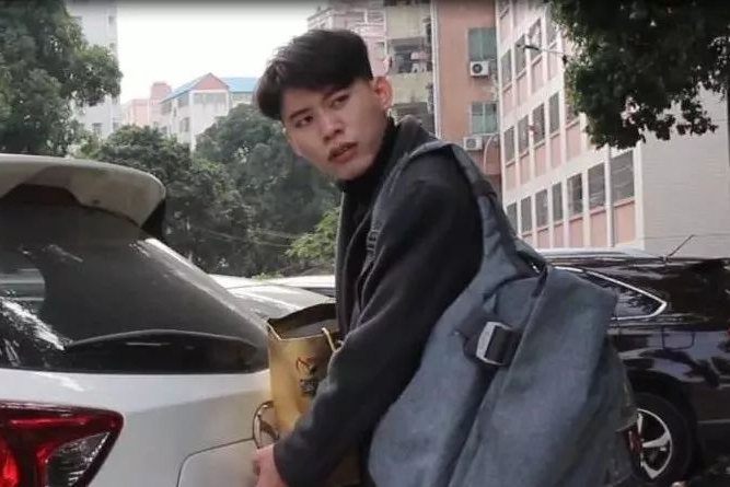 你就是因为这样才找不到女朋友