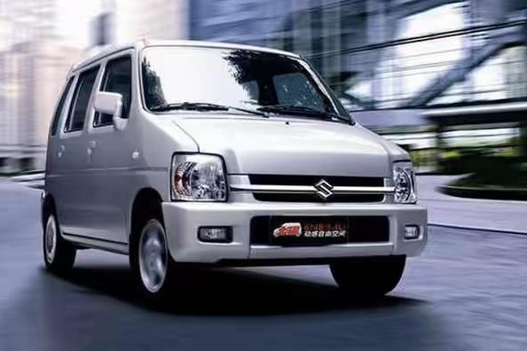 这家车企曾打造出一款16年不换代的神车 而今誓冲百万