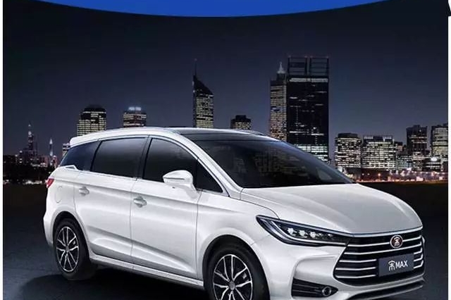 预算12万以内，家庭用车选MPV？SUV？轿车？