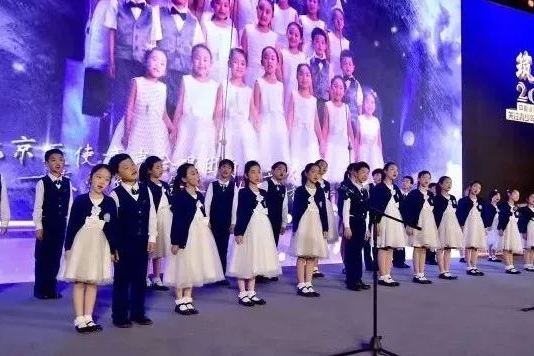公社公益丨一起发光，一起温暖大家