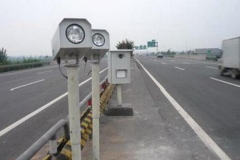 高速路测试仪器又升级 临时减速照样违规！