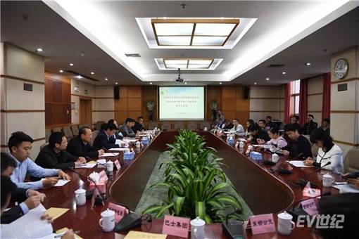 向世界展现中国智慧 比亚迪助深圳打造公交电动化“第一城”