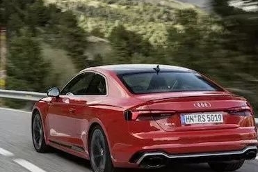「车讯」RS5竟然得到如此恶评？竟然说他的操控比不上AMG
