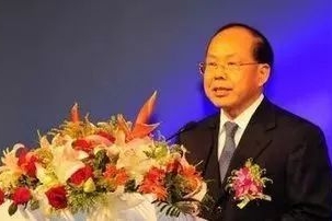 张房有：波动中转型 冷静坚定