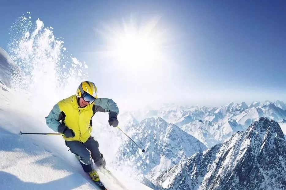 招募三组比亚迪宋EV300车主，开启2018崇礼滑雪之旅！