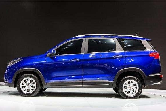 世界级神车完胜哈弗，首款SUV仅5万起