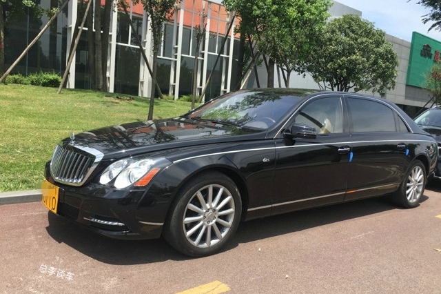 一年降200多万，被宾利吊打，哭着离开市场，如今买这款车要加价