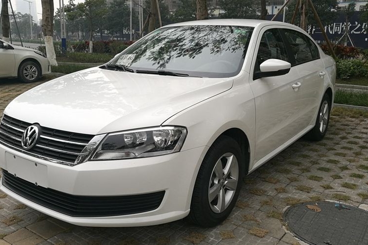 试驾朗逸1.6L AT：月销4万的销量王，真有你们喷的这么烂？ | 独立测评