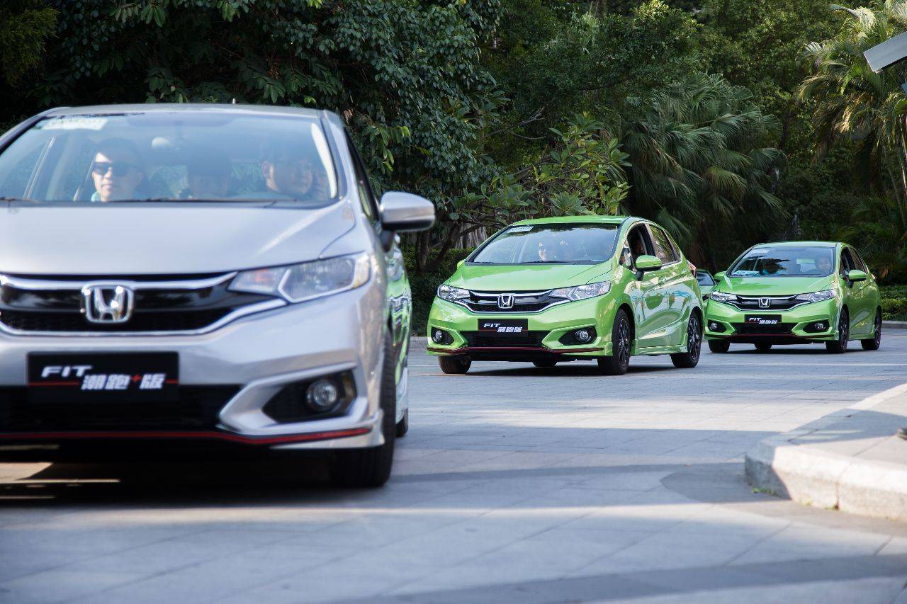 都火了三年多了，超跑飞度你凭什么？！