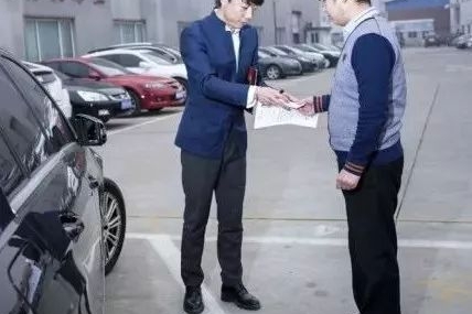 上保险又便宜还送小礼品？车险门道多，司机要了解！