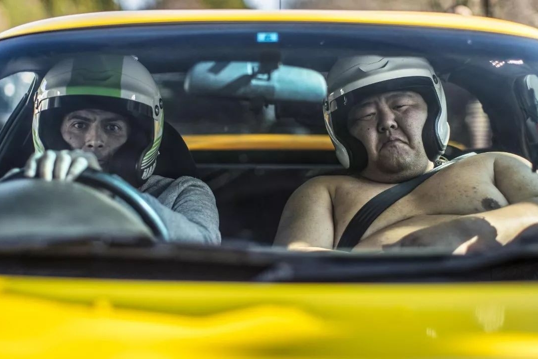 在新一季的TopGear电视节目中，你将会看到……