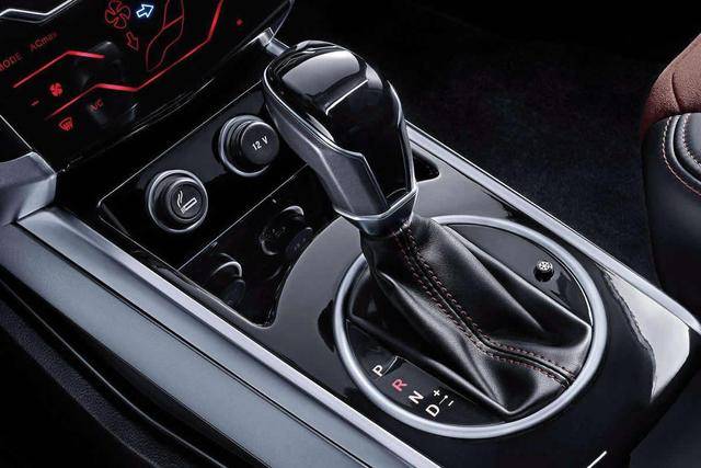 自动挡太耗油？那是你不懂这4个技巧