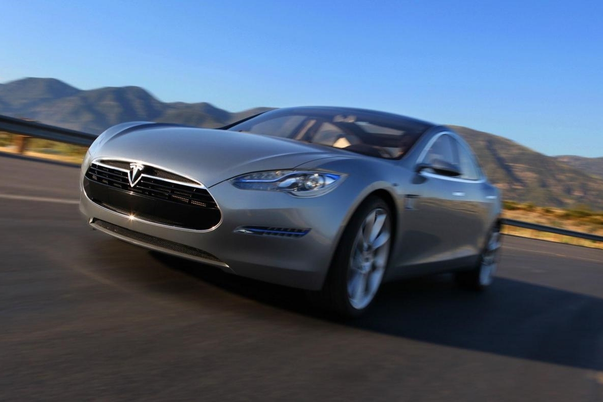 除了进入外太空，特斯拉还靠什么成为全球电动车吸睛王？