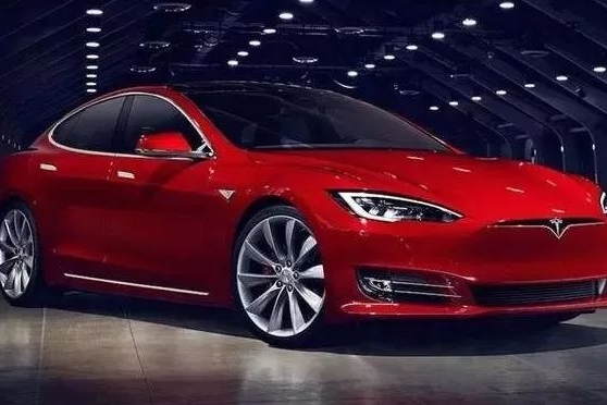 特斯拉2017年财报公布 总收入同比增长55%