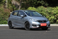 7万之选：丰田致炫与本田飞度哪个更值？