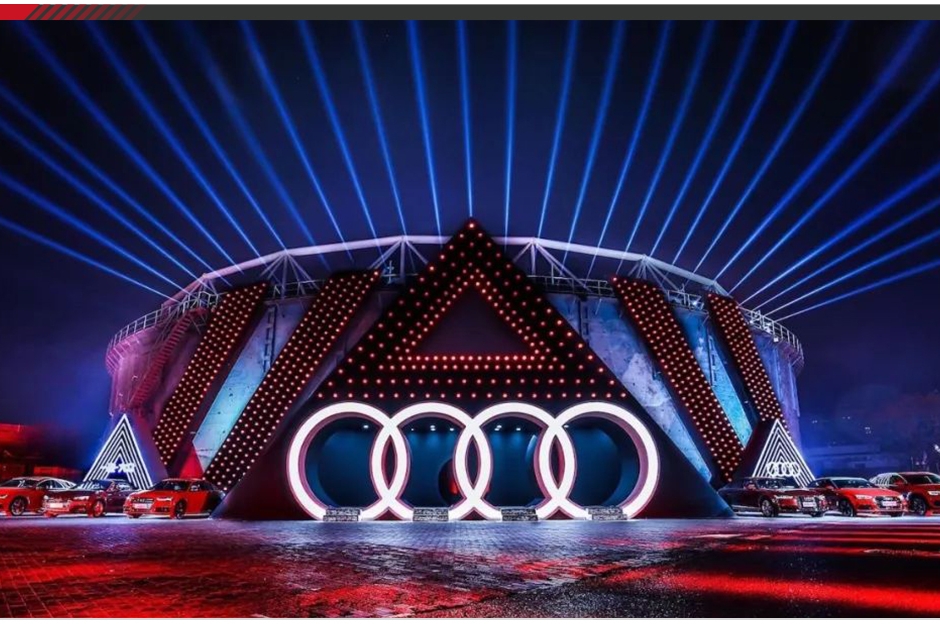 我敢说，奥迪这旗舰新车一出，必将受到成功人士的追捧！