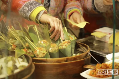 和全新哈弗H6在成都的街头走一走，感受城市生活的慢节奏