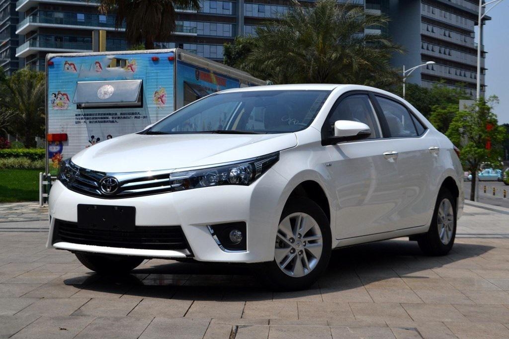 卡罗拉对比朗逸，紧凑型家用车市场的口碑之争