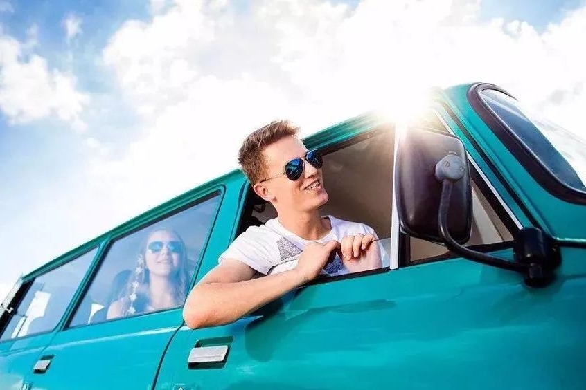 春节期间老司机都喜欢在车里这样做，但后果多严重你造吗？