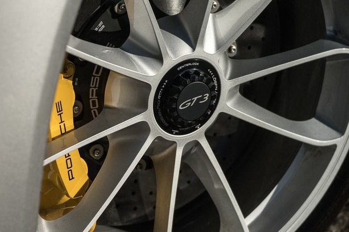 用车 | 刹车有异响其实很正常？让保时捷来告诉你