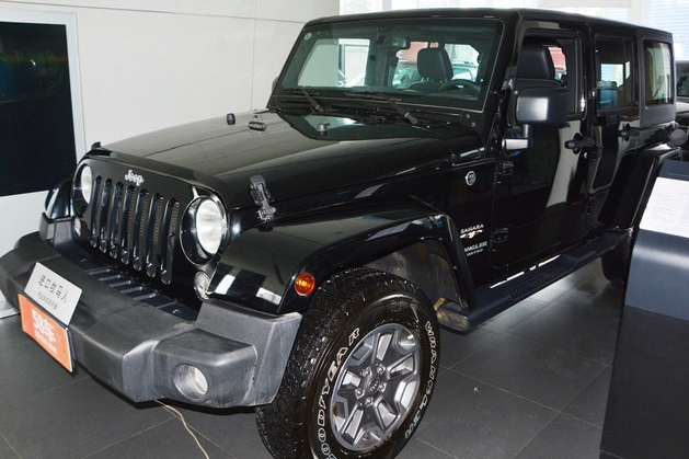 牧马人现金优惠4万元欢迎进店试乘试驾