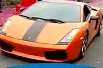 套路深！兰博基尼LP700领衔，奔驰大G垫底，农村拜年豪车扎堆！