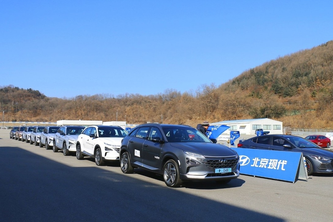 充气5分钟，续航超600公里，海外探秘北京现代氢燃料电池车NEXO