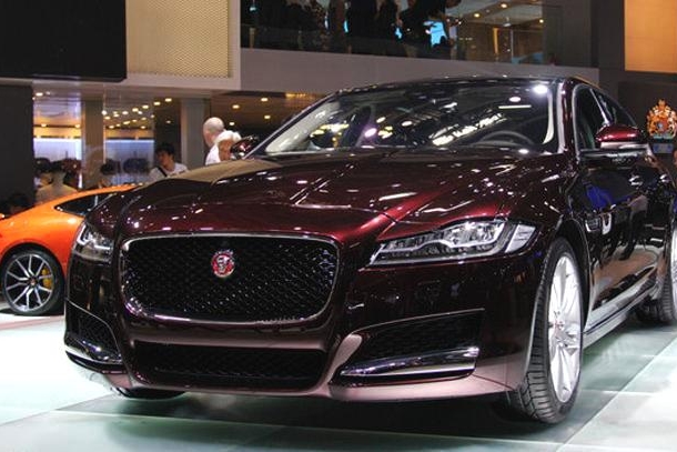 被忽略的豪车，竞争奥迪A4L却被宝马3系压得喘不过气