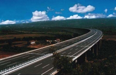 用“信服”执法取代“暖心”执法