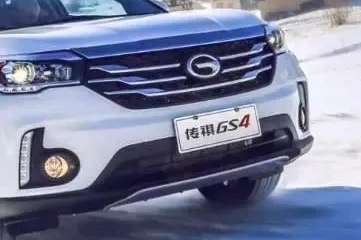 新款传祺GS4震撼来袭，超大全景天窗，还买什么吉利博越？